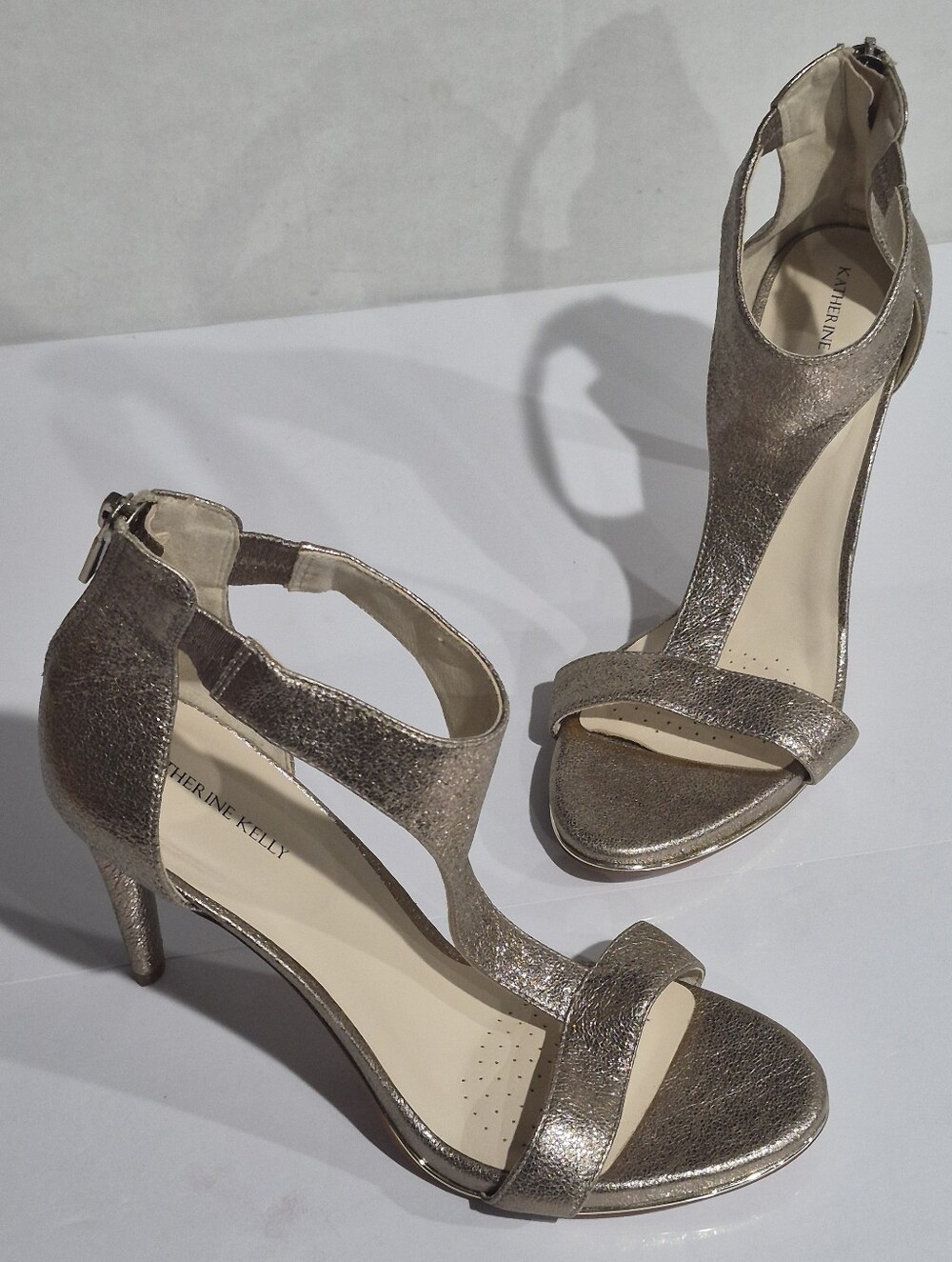 KATHRINE KELLY Metallic T-Strap High Heel Leather Sandals - Rose Gold Size 8.5
